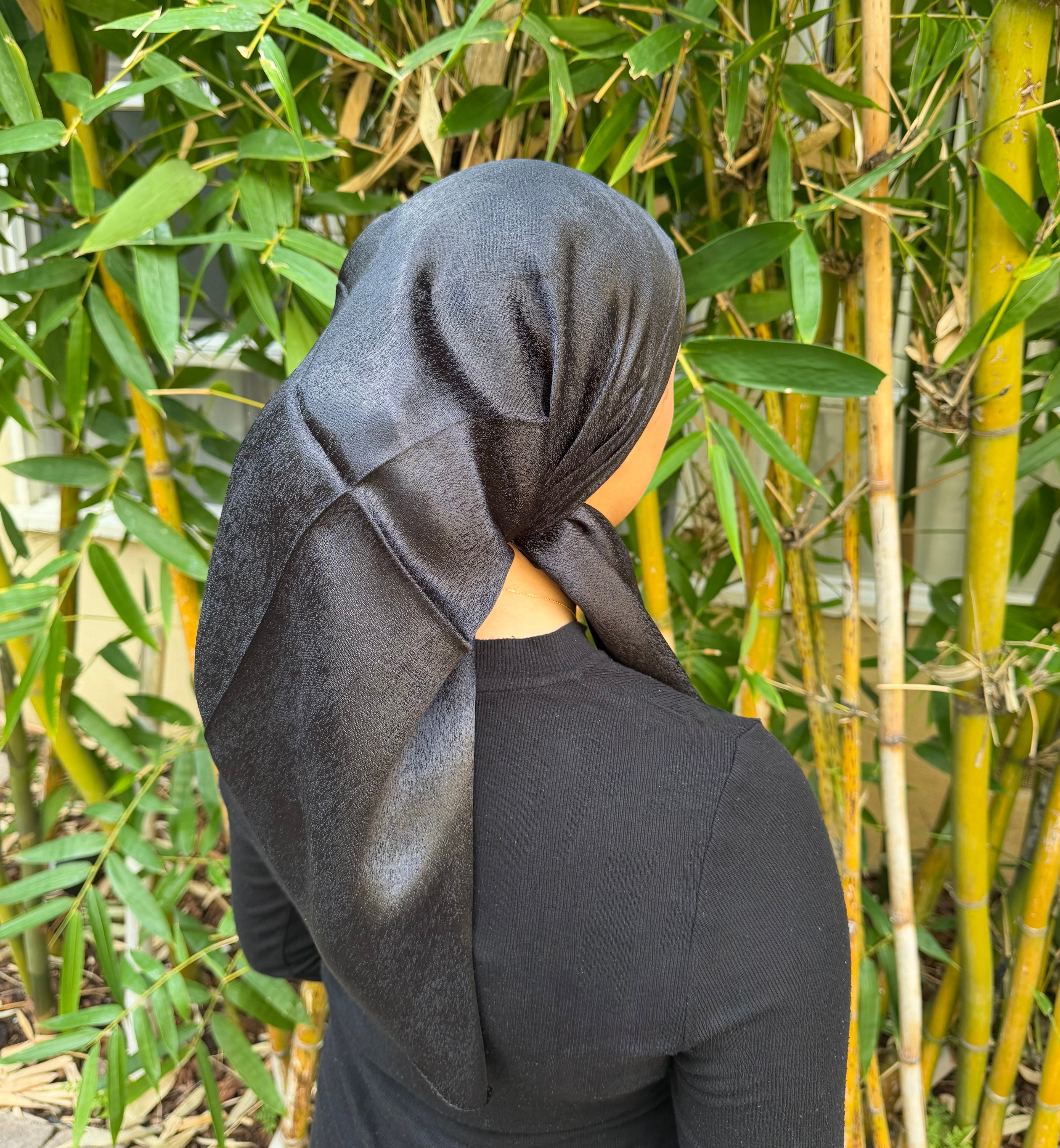 Metallic black headscarf